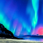 ¡RÁPIDO! Auroras boreales en Islandia: vuelos directos por 54€; cabaña de madera por 26€