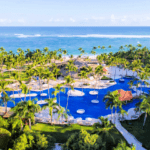 ¡SUPER CHOLLO! Punta Cana: vuelos directos + 7 noches en resort 4* by Barceló frente al mar con TODO INCLUIDO por 752€